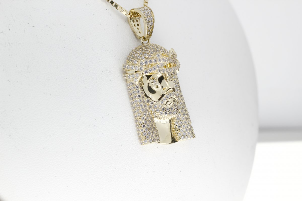 Christus Hanger 18 Karaat Geelgoud Pavé